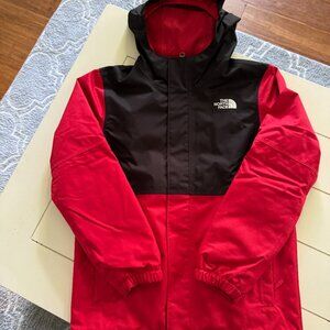 Boys The North Face Red Ski Jacket with removable fleece lining, size youth Med.